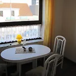 Отель Wohnen 3*